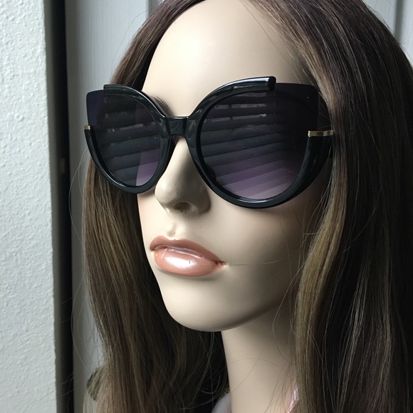 Bundle 2 for $8 Oversized Cat Eye Sunglasses - Picture 2 of 6